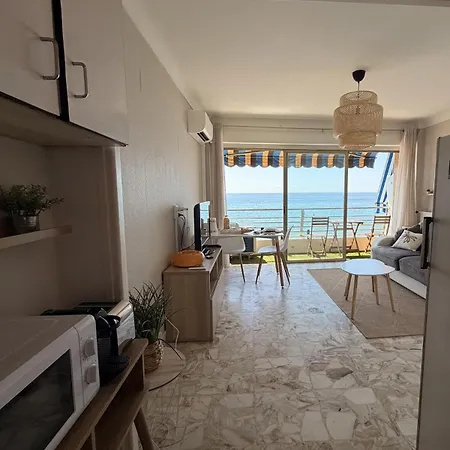 Apartman Le Nid Bleu - Florentina A